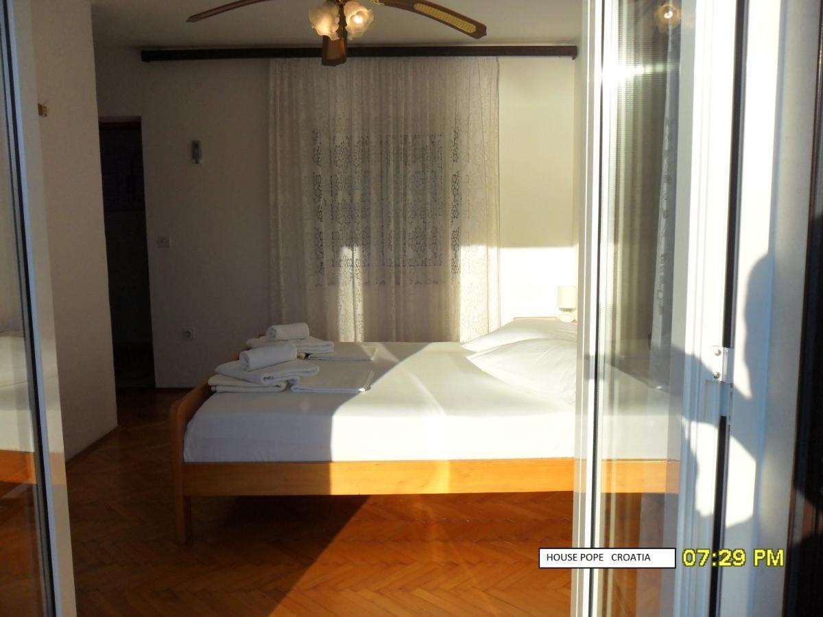 Beachfront House Pope B&B Selca  Dış mekan fotoğraf